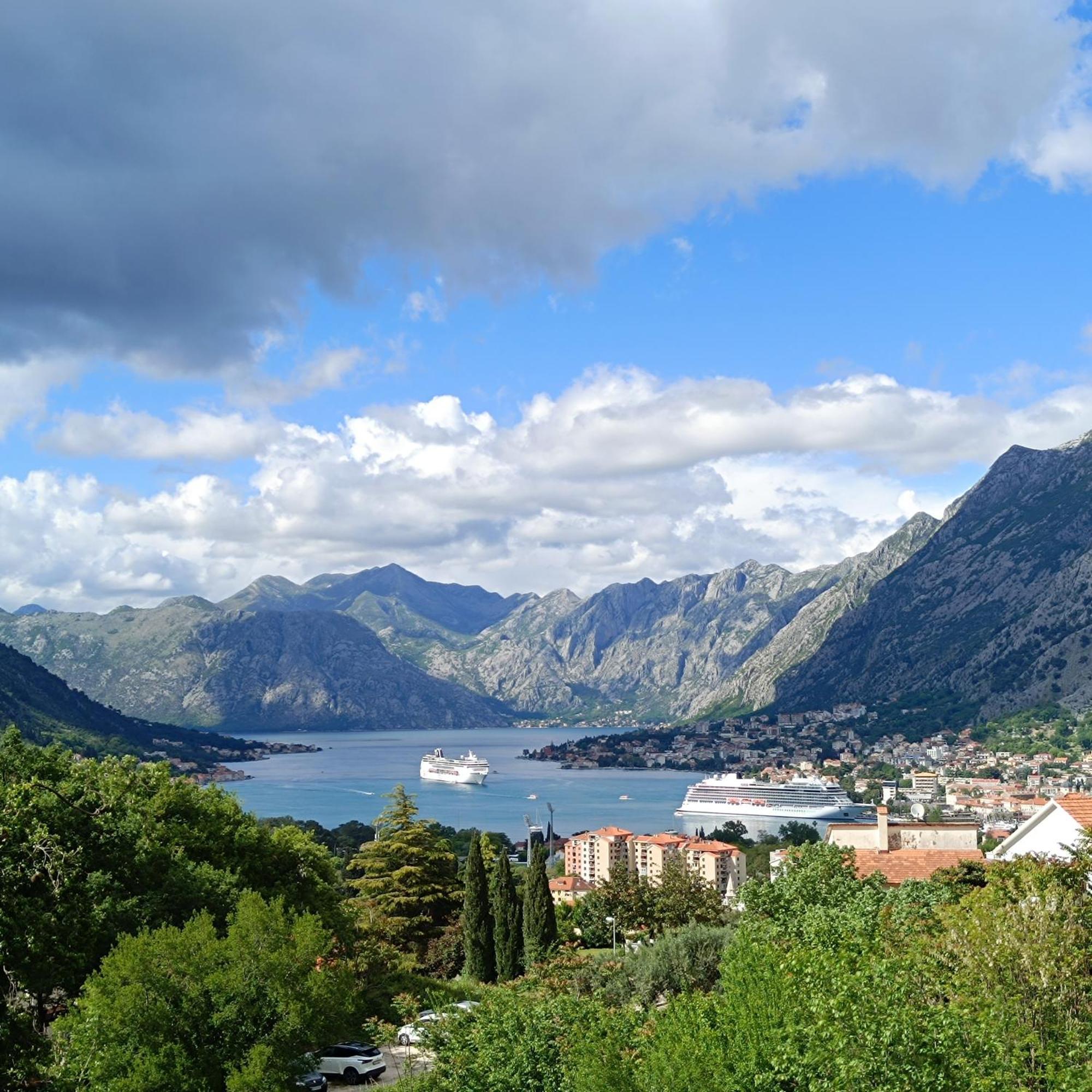 Radgost Kotor Apartments Екстериор снимка