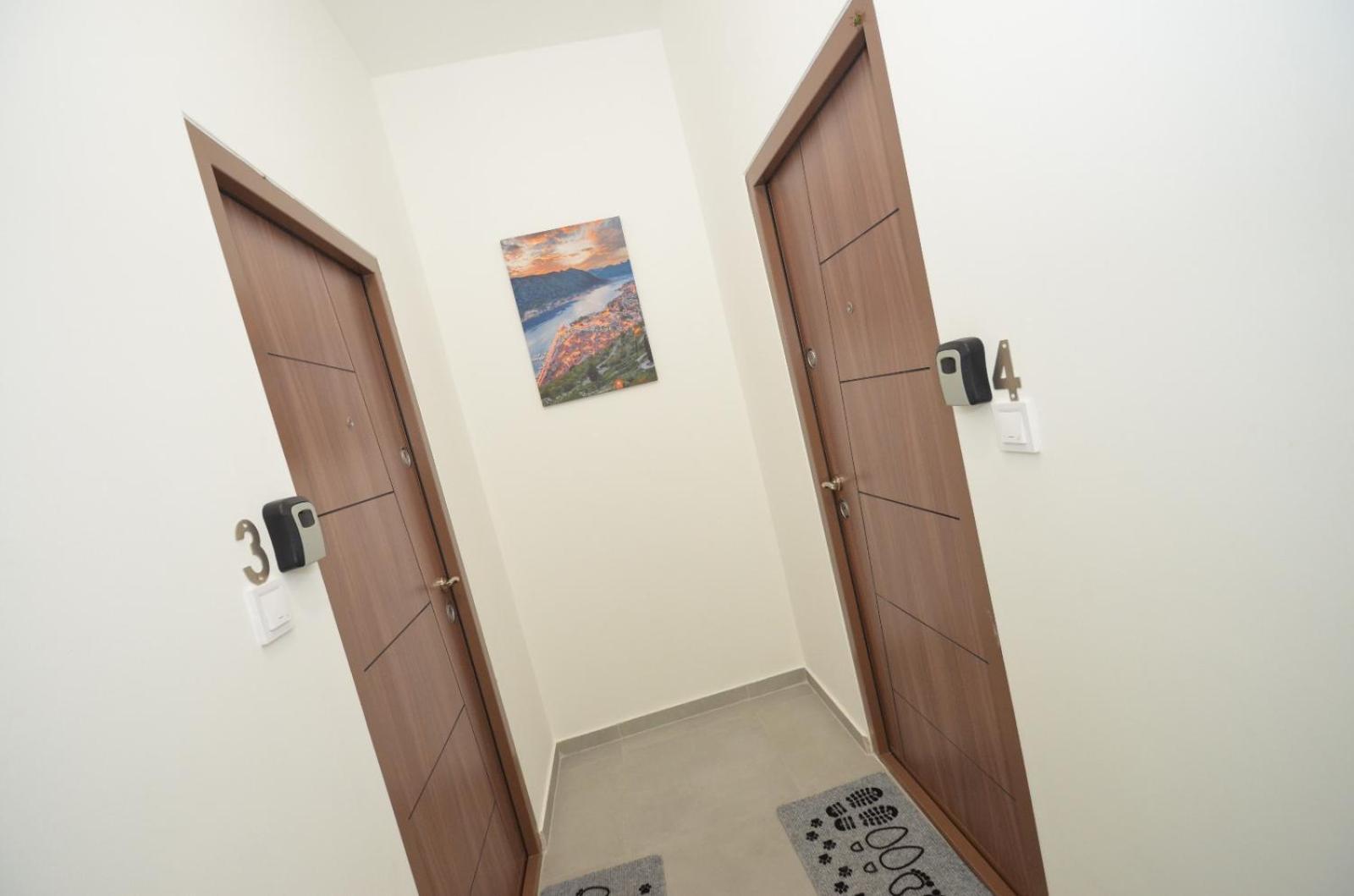 Radgost Kotor Apartments Екстериор снимка