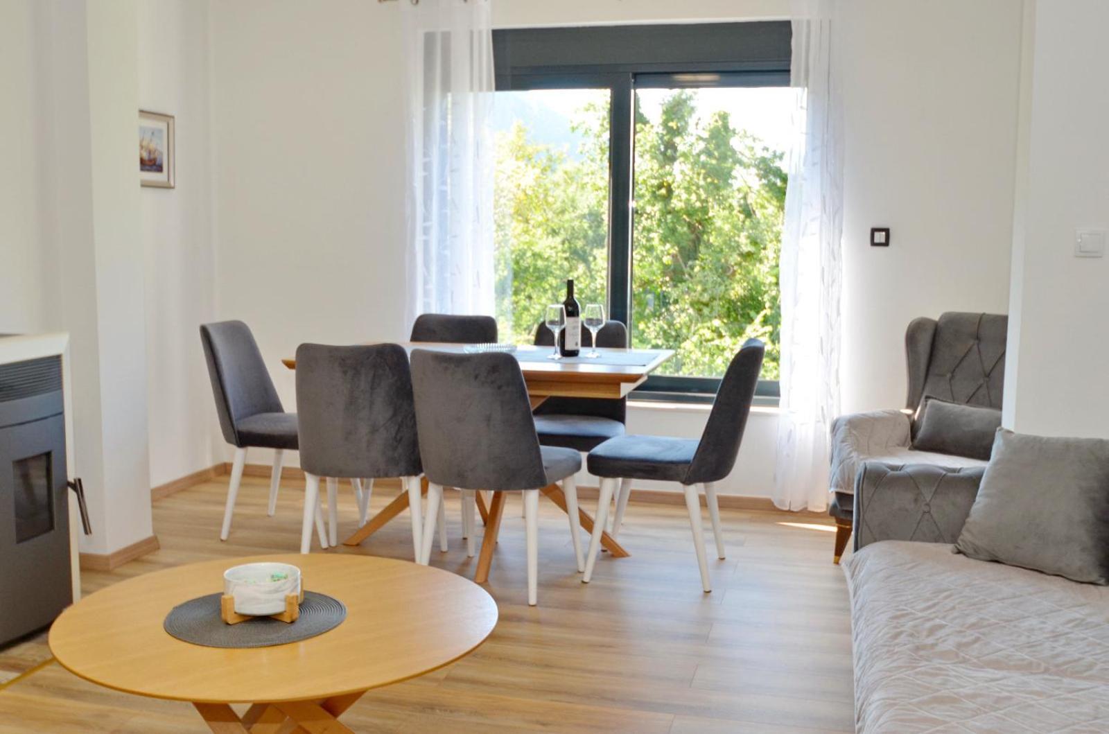 Radgost Kotor Apartments Екстериор снимка
