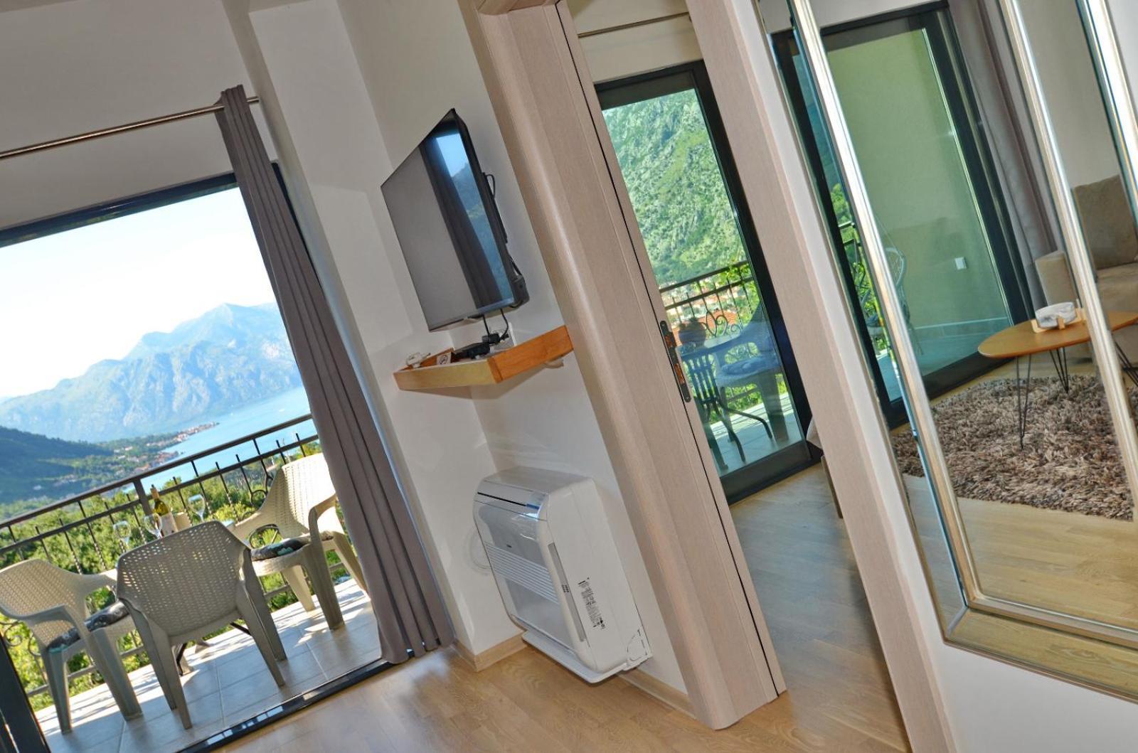 Radgost Kotor Apartments Екстериор снимка