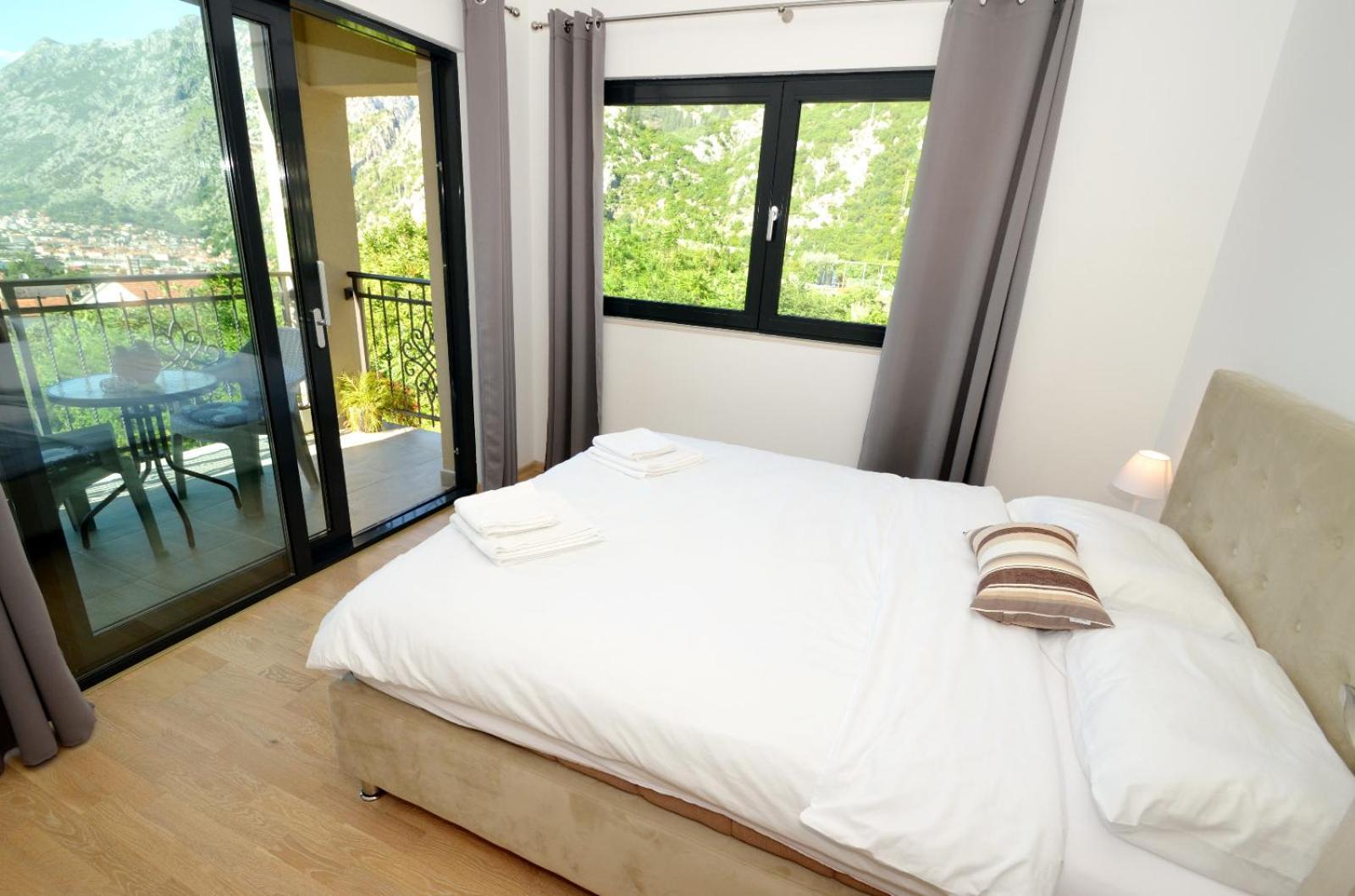 Radgost Kotor Apartments Екстериор снимка