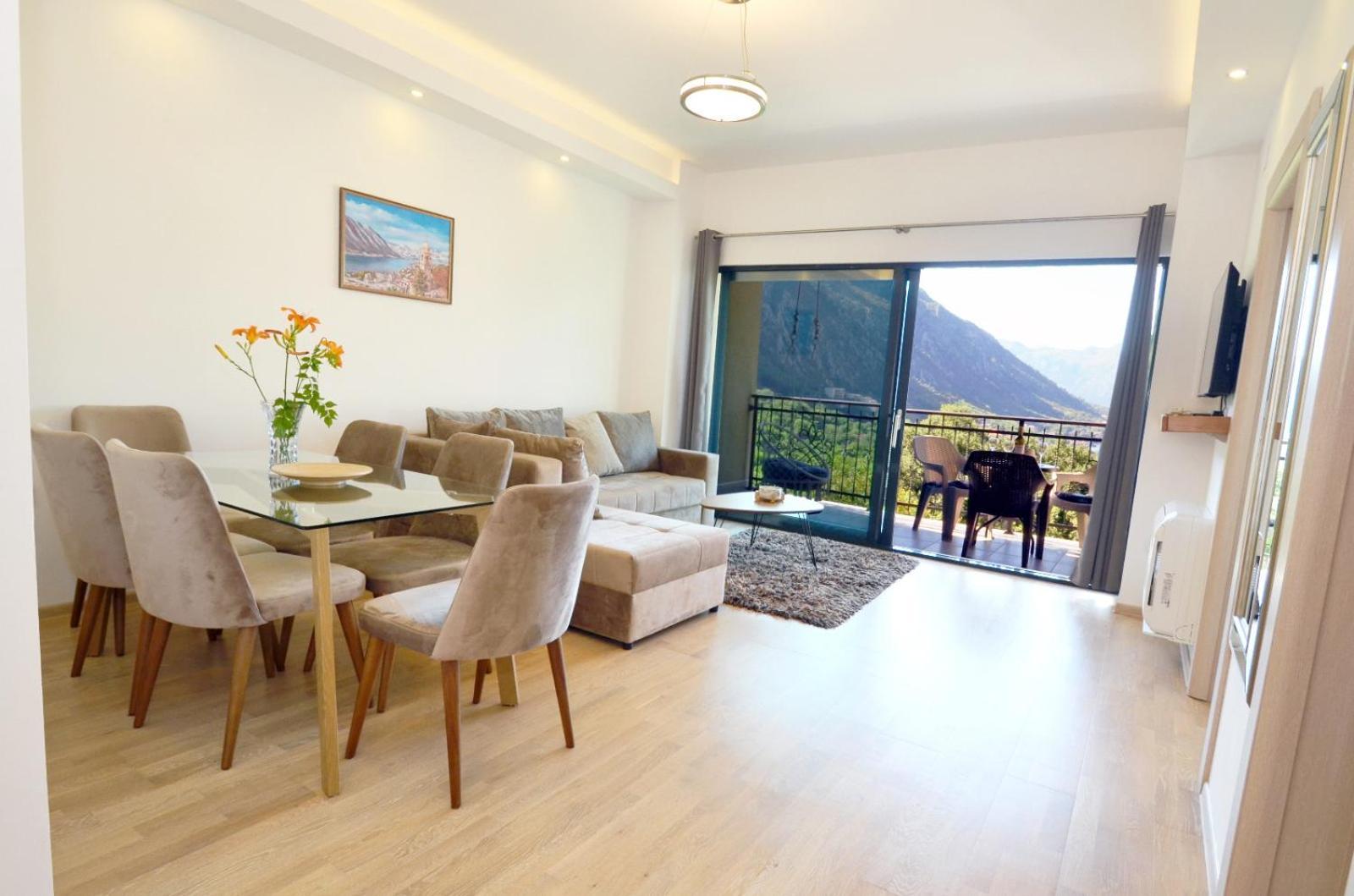 Radgost Kotor Apartments Екстериор снимка