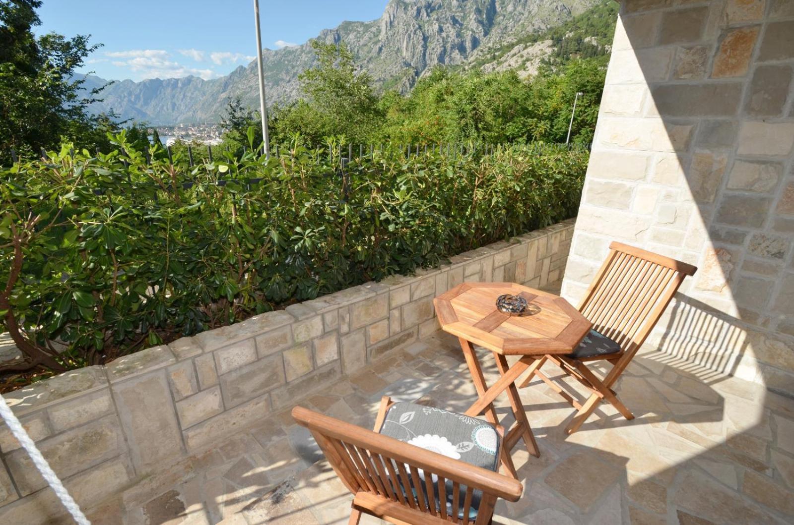 Radgost Kotor Apartments Екстериор снимка