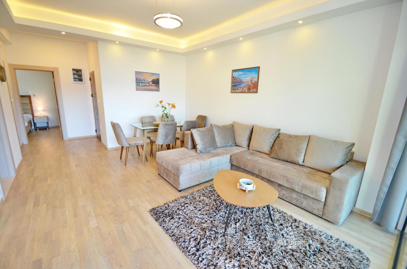 Radgost Kotor Apartments Екстериор снимка