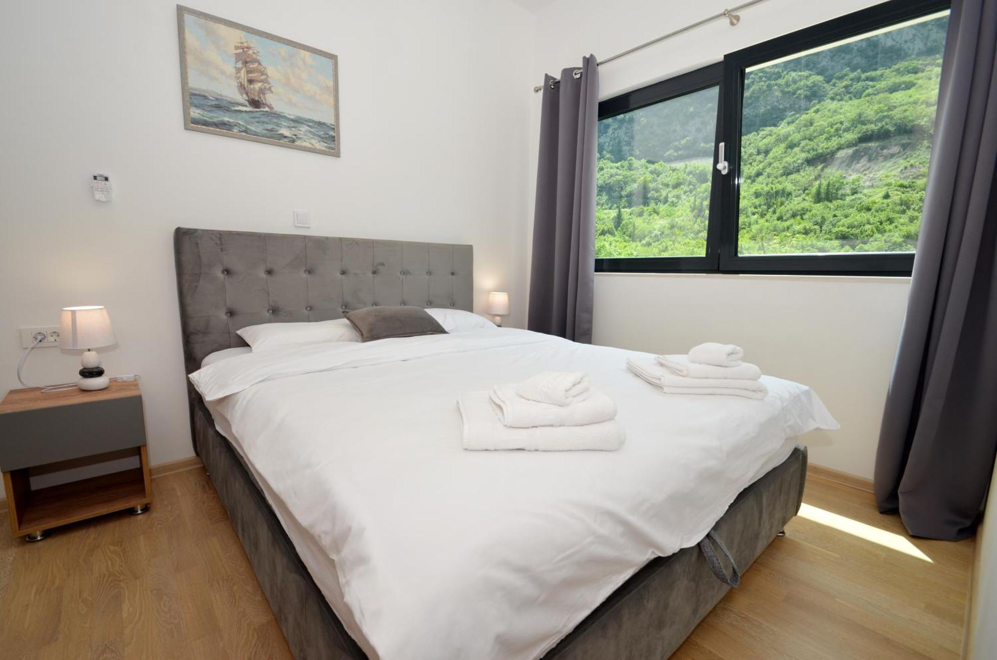 Radgost Kotor Apartments Екстериор снимка